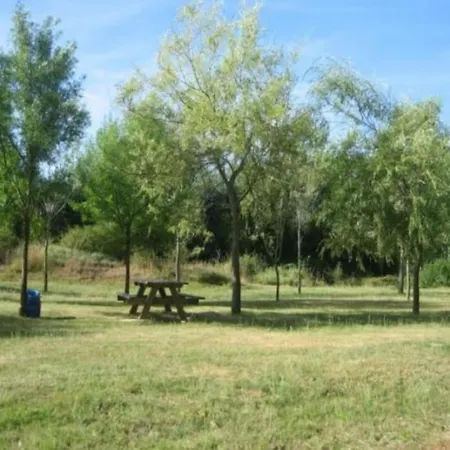 Sierra De La Culebra אורחן