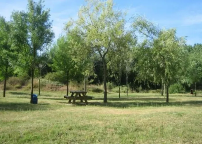 Sierra De La Culebra אורחן